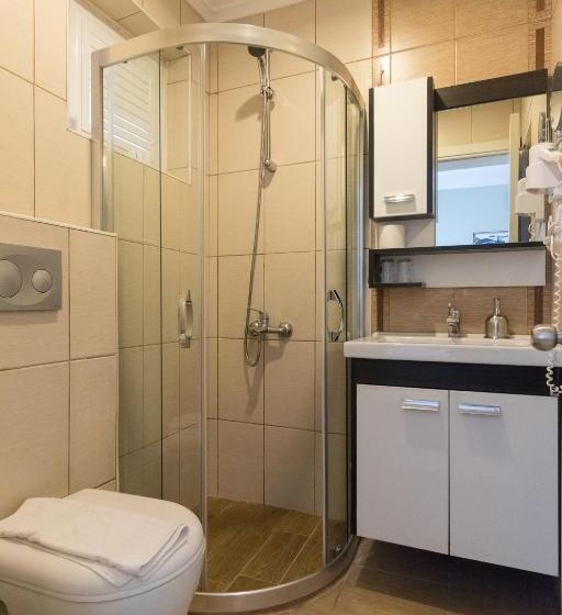 غرفة قياسية ثلاثية, Dost