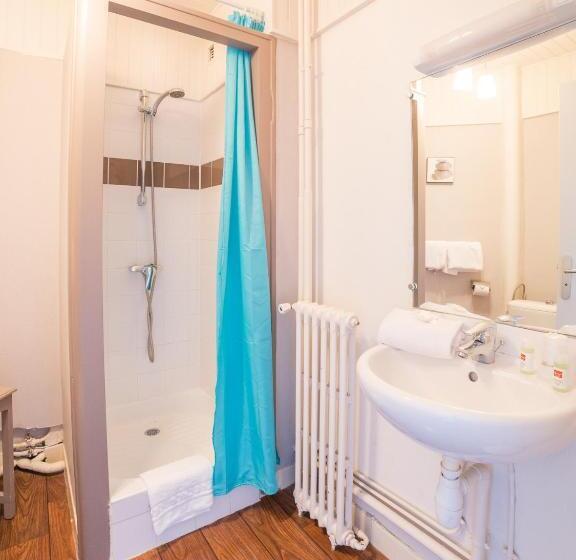 Номер Стандарт, Hôtel De La Vendée