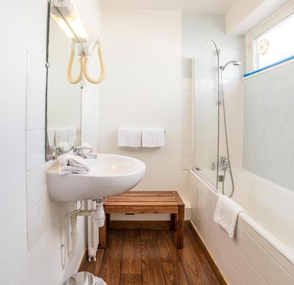 غرفة سوبيريور ثلاثية, Hôtel De La Vendée