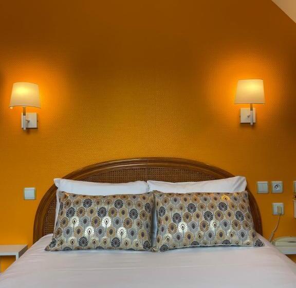 اتاق استاندارد یک نفره, Hôtel De Caen