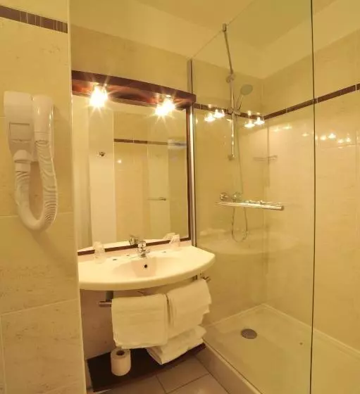 ファミリールーム, Brit Hotel Châteaudun
