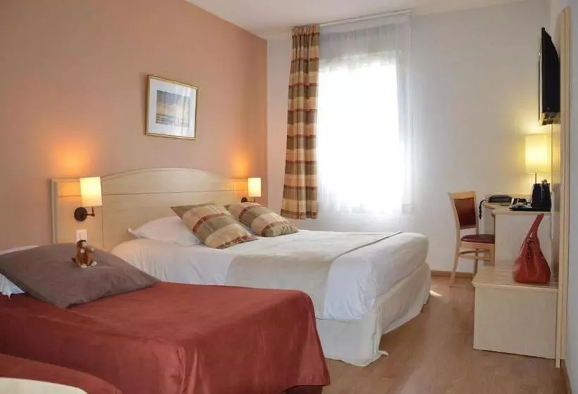 ファミリールーム, Brit Hotel Châteaudun