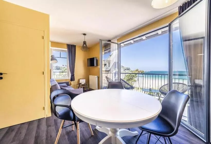 オーシャンビューバルコニー付きワンベッドルームアパートメント, Logis Hôtel Ker Mor