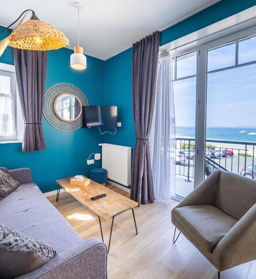 Апартаменты 1 Спальня Вид на Море с Балконом, Logis Hôtel Ker Mor