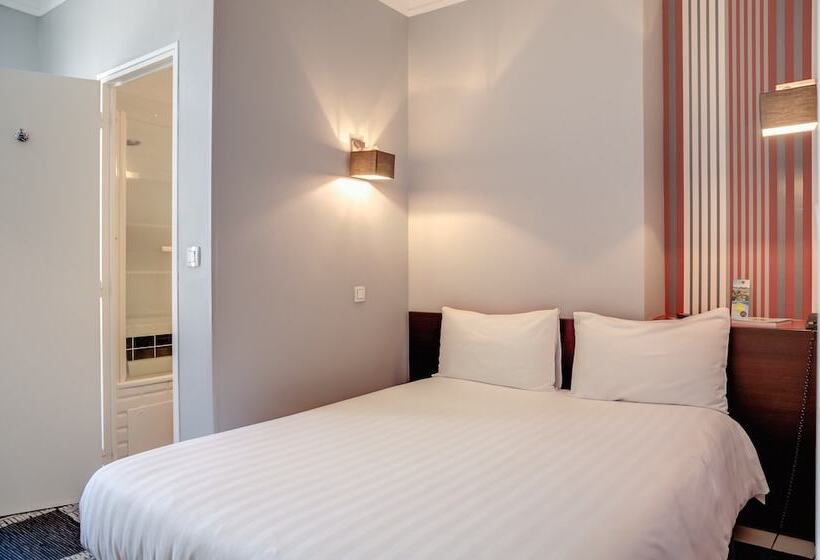 اتاق استاندارد سه نفره, Hôtel Le Charleston