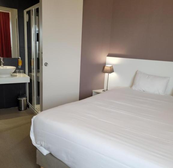 اتاق راحتی با چشم‌انداز دریا, Hôtel Port Haliguen