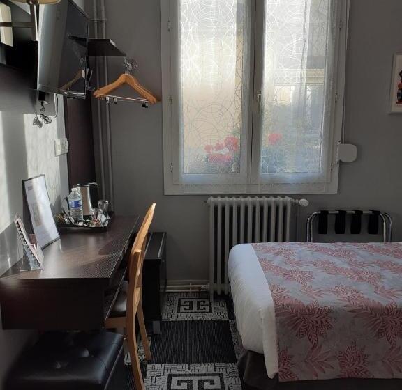 Номер Стандарт, Hôtel Le Charleston