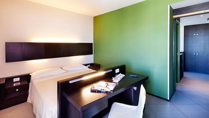 חדר סטנדרט לארבעה, Lido