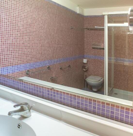 سوییت جونیور, Lory & Ristorante Ferraro