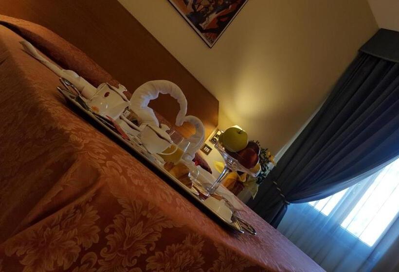 اتاق سوپریور, Nuovo Albergo