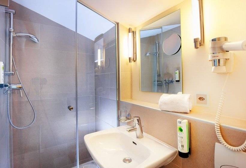 اتاق استاندارد یک نفره, Oberland