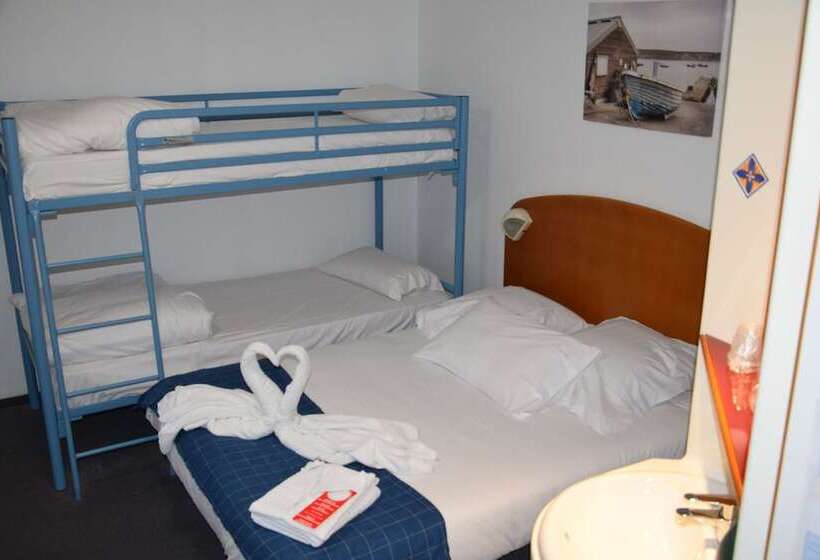 ファミリールーム, Quick Palace Saint Brieuc