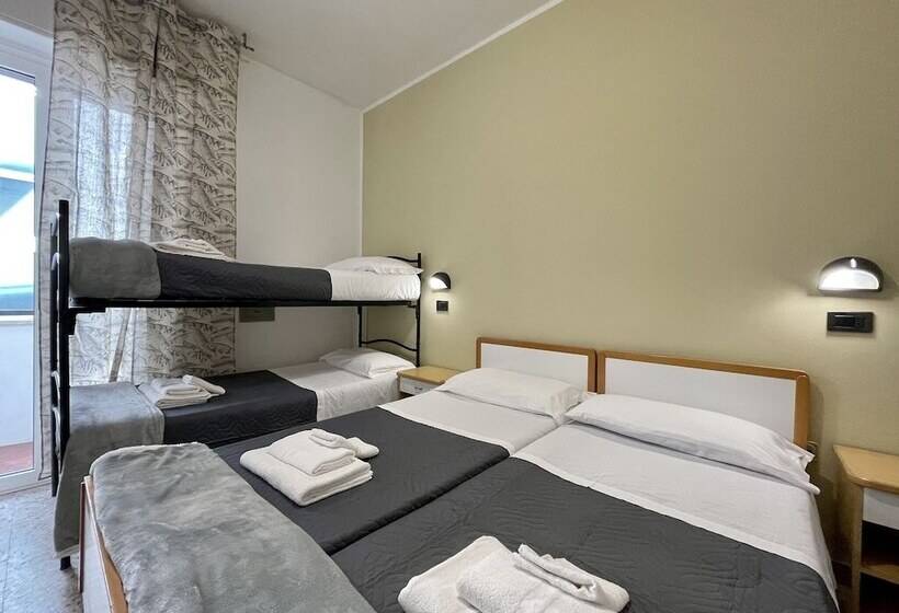 이코노이 4인룸, Quisisana Riccione