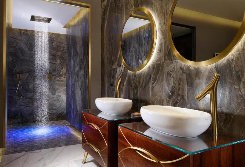 سوییت سوپریور با چشمانداز دریا, Riva Del Sole Resort & Spa