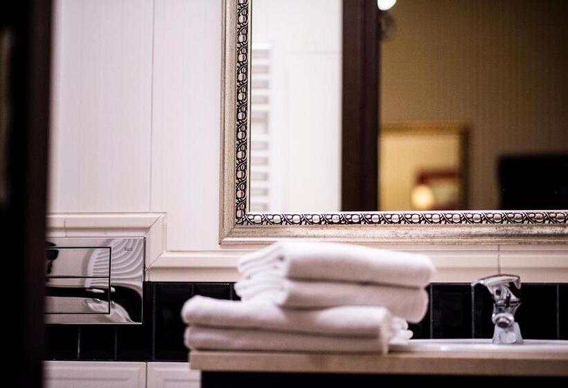 اتاق استاندارد, St. Bruno