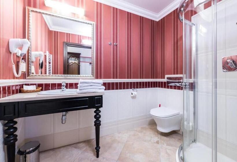 اتاق استاندارد, St. Bruno