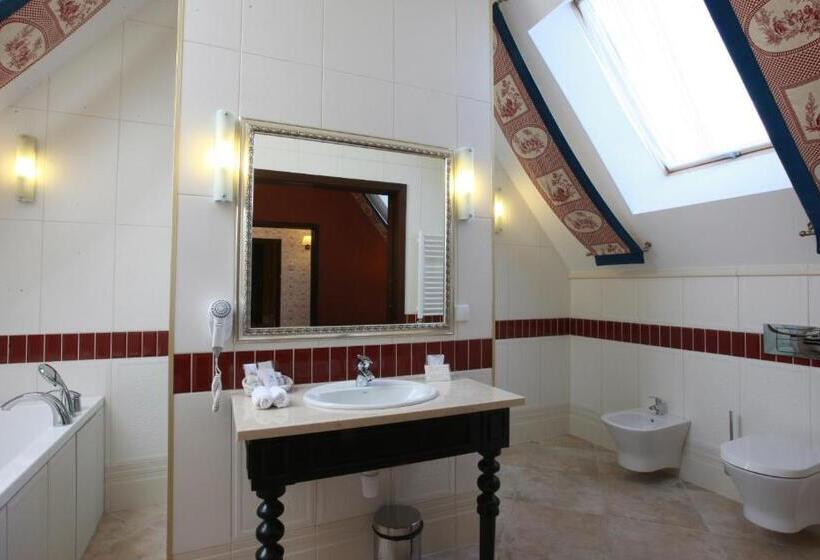 سوئیت رویال, St. Bruno