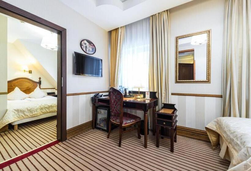 اتاق لوکس سه تخته, St. Bruno