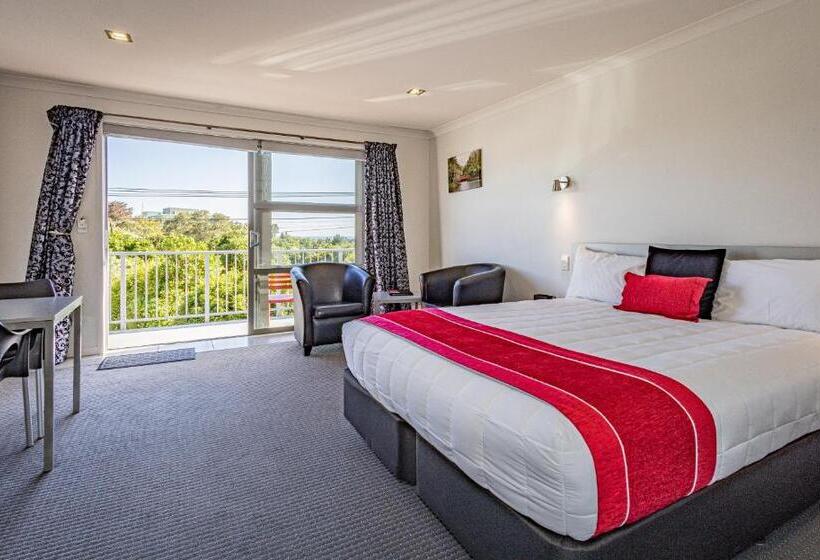 סטודיו דלוקס, Pukekura Motor Lodge