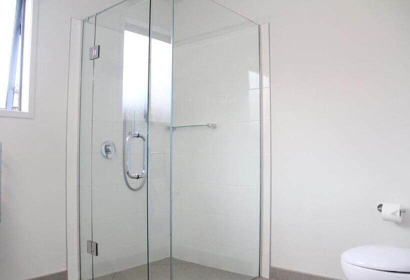 דירת חדר, Pukekura Motor Lodge