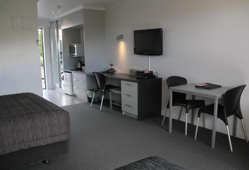 חדר סטודיו סטנדרד, Pukekura Motor Lodge