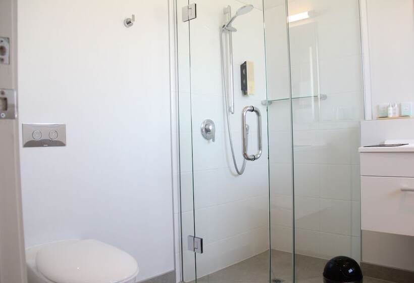 סטודיו דלוקס, Pukekura Motor Lodge