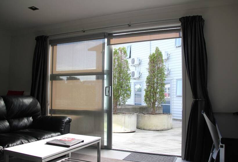 דירת שני חדרים, Pukekura Motor Lodge