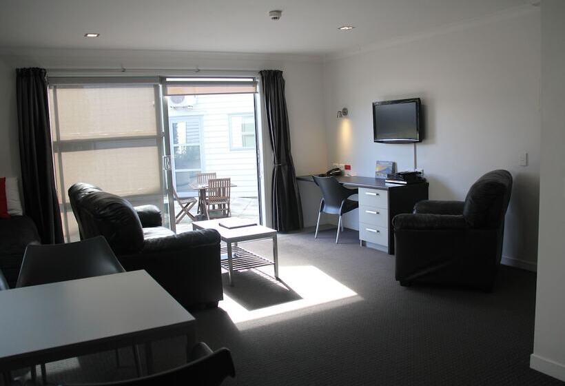 דירת שני חדרים, Pukekura Motor Lodge