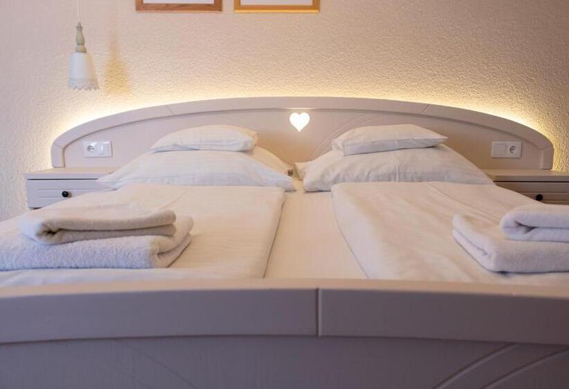 חדר סופריור, Tornácos Hotel Hegykő