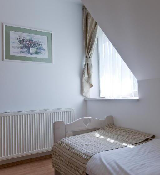 高级三人间, Tornácos Hotel   Hegykő