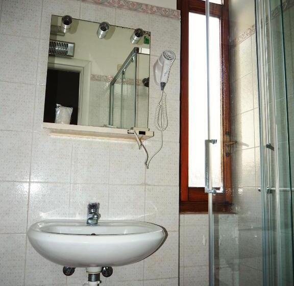 Номер Стандарт Трехместный, Villa Gina