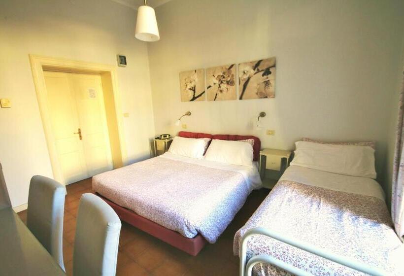 Номер Стандарт Трехместный, Villa Gina