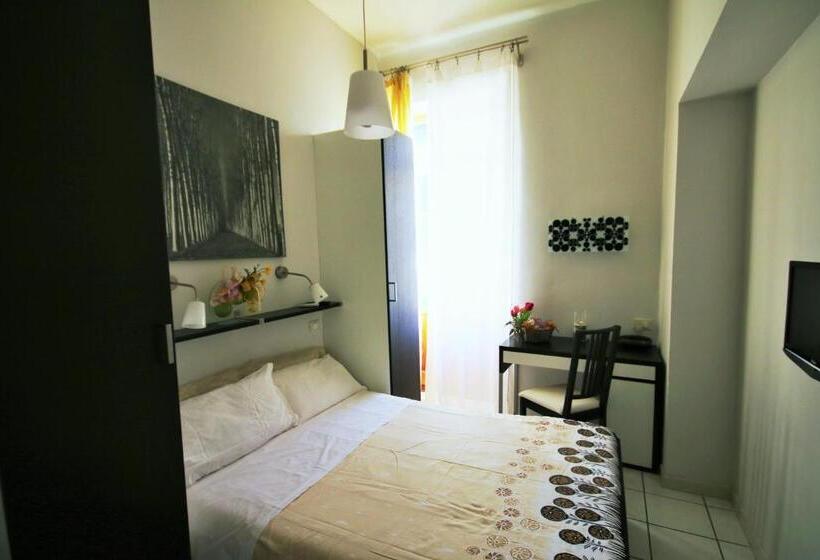 Номер Стандарт с Балконом, Villa Gina