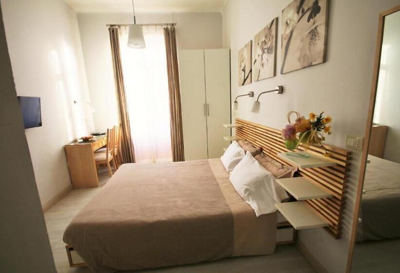 Номер Стандарт с Балконом, Villa Gina