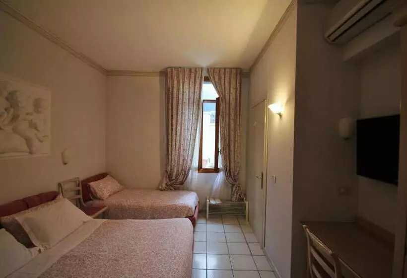 スタンダード４人部屋, Villa Gina