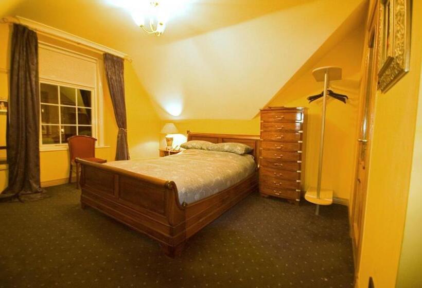 غرفة قياسية, Villa