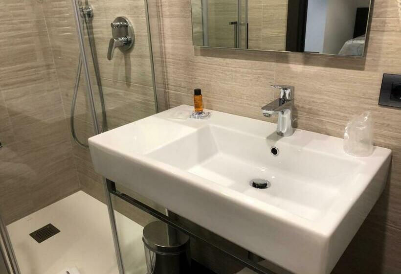 Номер Стандарт Индивидуальный с Балконом, Villa Rosa