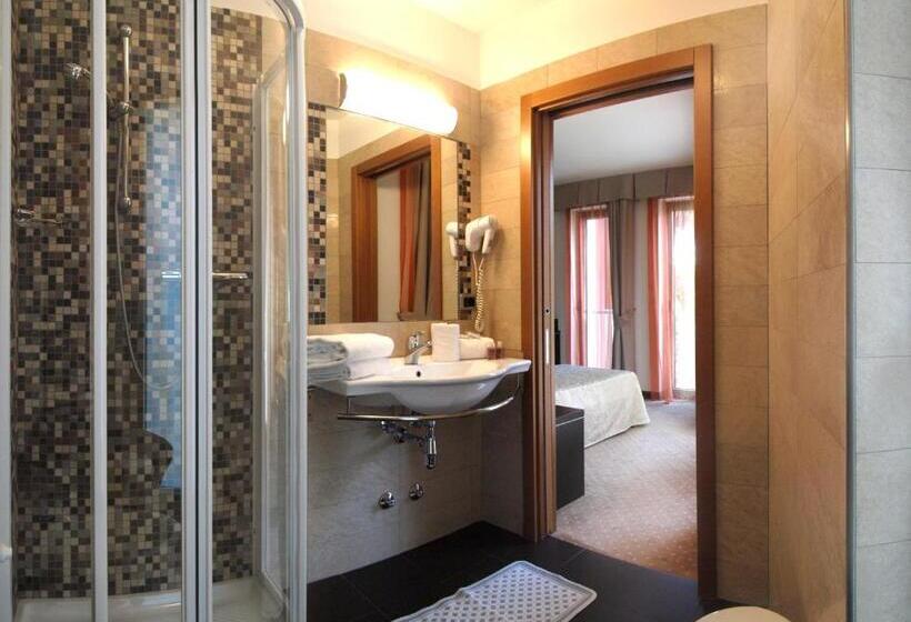 Номер Стандарт с Балконом, Villa Rosa