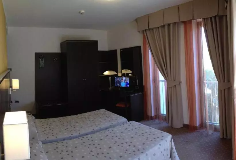 バルコニー付きスタンダードルーム, Villa Rosa