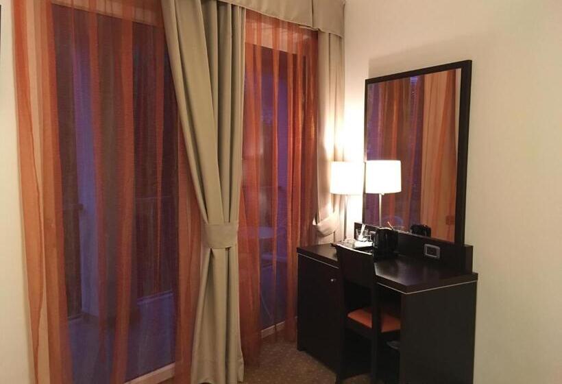 Номер Стандарт с Балконом, Villa Rosa