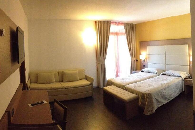 Семейный Номер, Villa Rosa