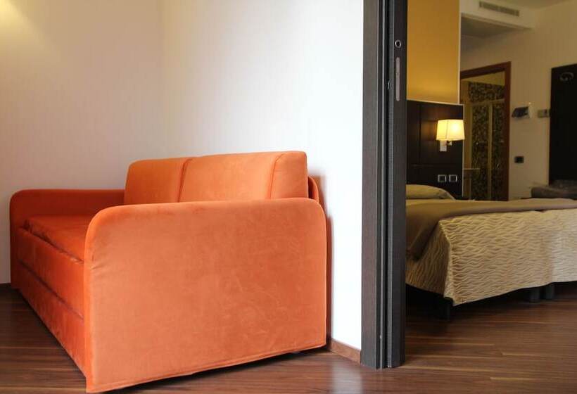 Семейный Номер, Villa Rosa