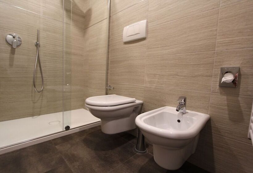 Семейный Номер, Villa Rosa