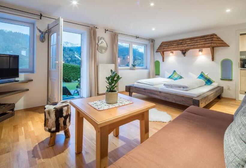 Huoneisto 1 Makuuhuone Näkymä, Zur Schönen Aussicht Hotel Garni