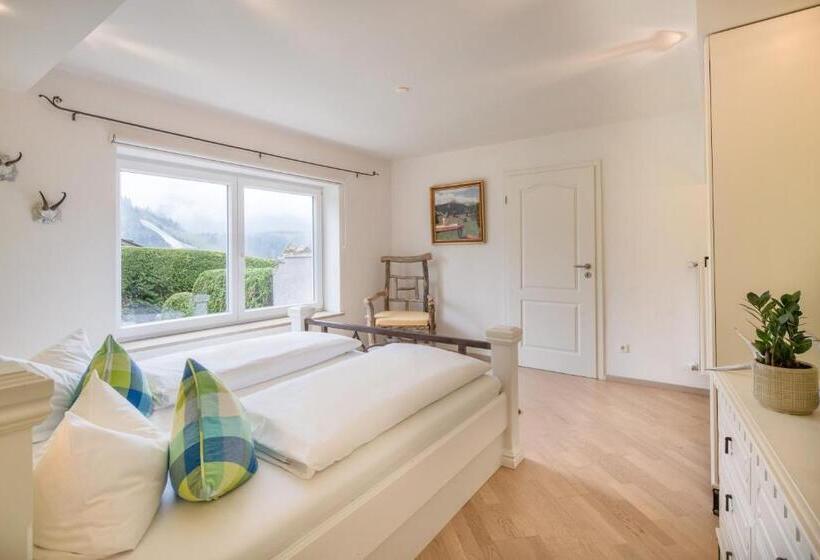 Juniorsviitti Vuoristonäkymä, Zur Schönen Aussicht Hotel Garni