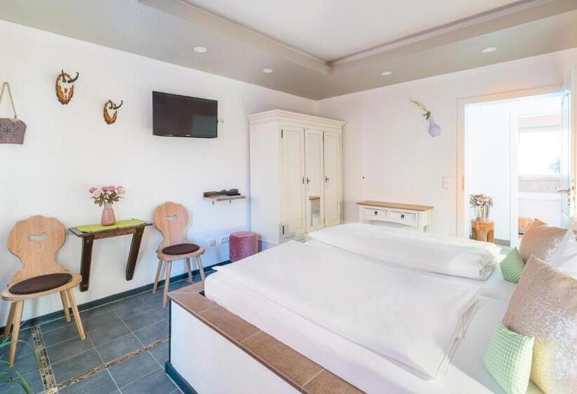 Deluxe-huone Parveke, Zur Schönen Aussicht Hotel Garni