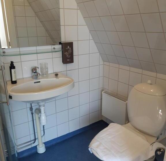 غرفة قياسية, Smålandsgården