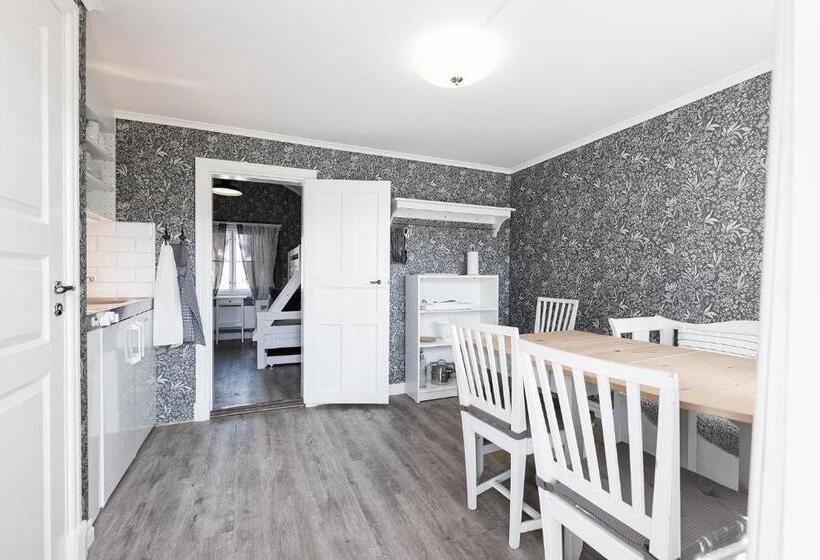 كابينة, Smålandsgården