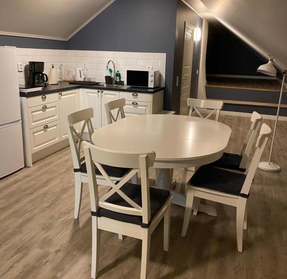 شقة بغرفة نوم واحدة, Smålandsgården