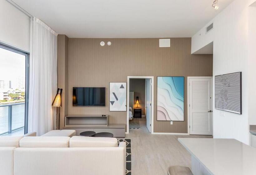 Апартаменты 1 Спальня с Видом, Amazing Apartments At H Beach House